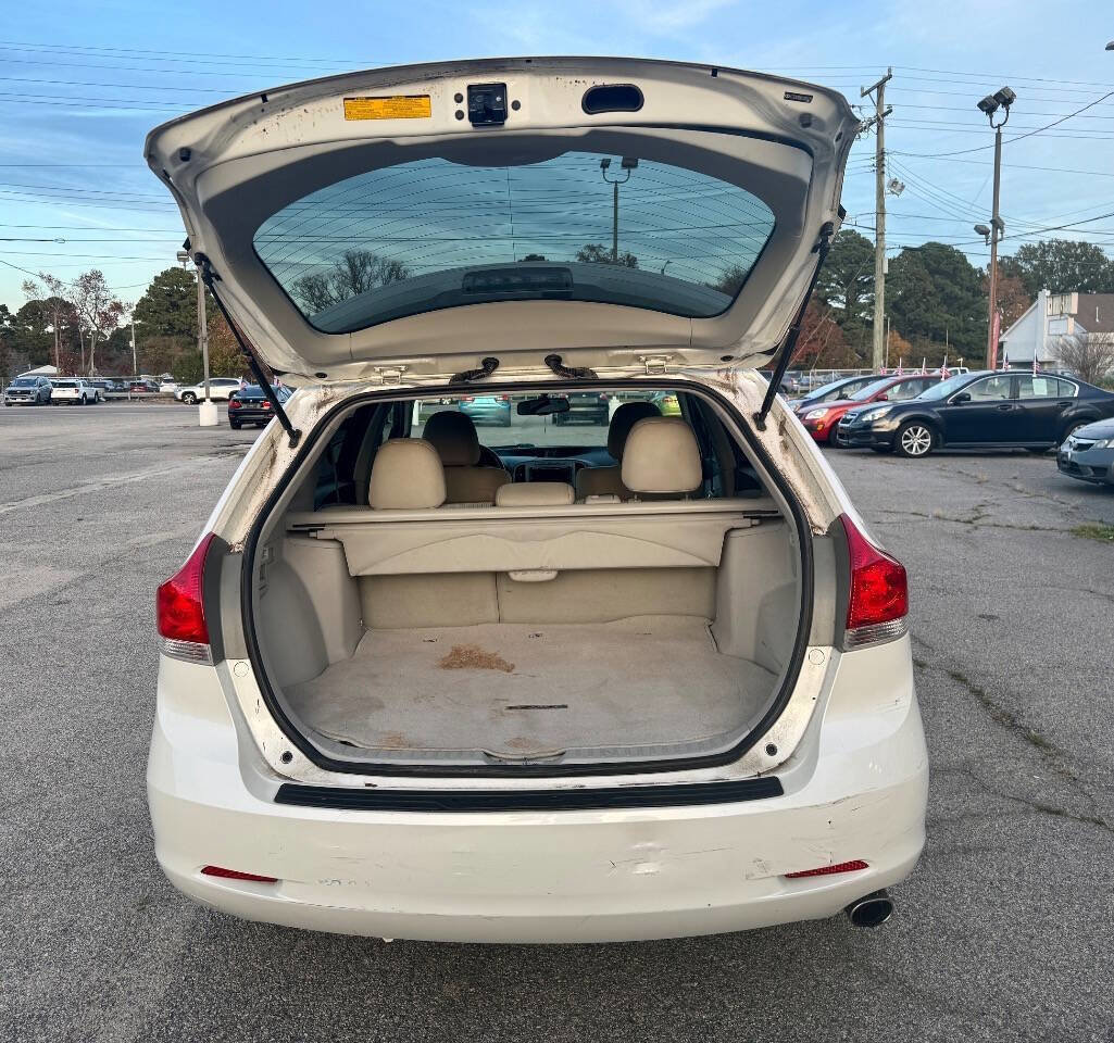 Used 2012 Toyota Venza LE image 9