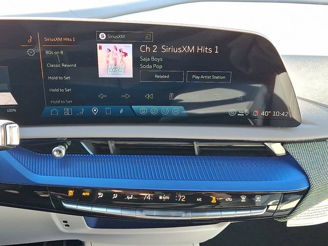 New 2026 Cadillac Optiq Luxury 2 AWD/4WD image 11