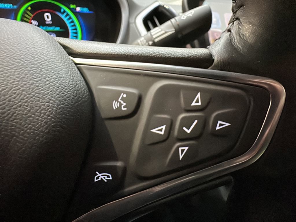 Used 2018 Chevrolet Volt LT w/ Comfort Package image 25