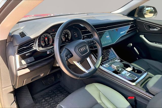 Used 2022 Audi Q8 Premium Plus AWD/4WD image 13
