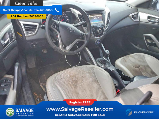 Used 2012 Hyundai Veloster w/ Style Pkg image 11