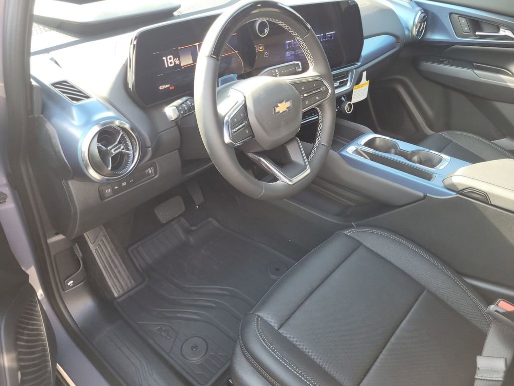 New 2026 Chevrolet Equinox EV LT image 10