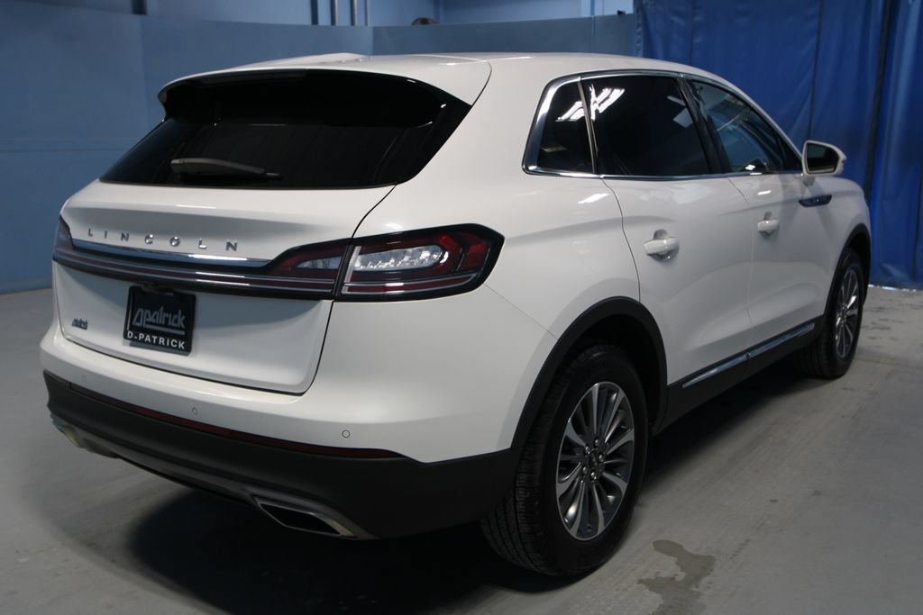 Used 2023 Lincoln Nautilus FWD image 32