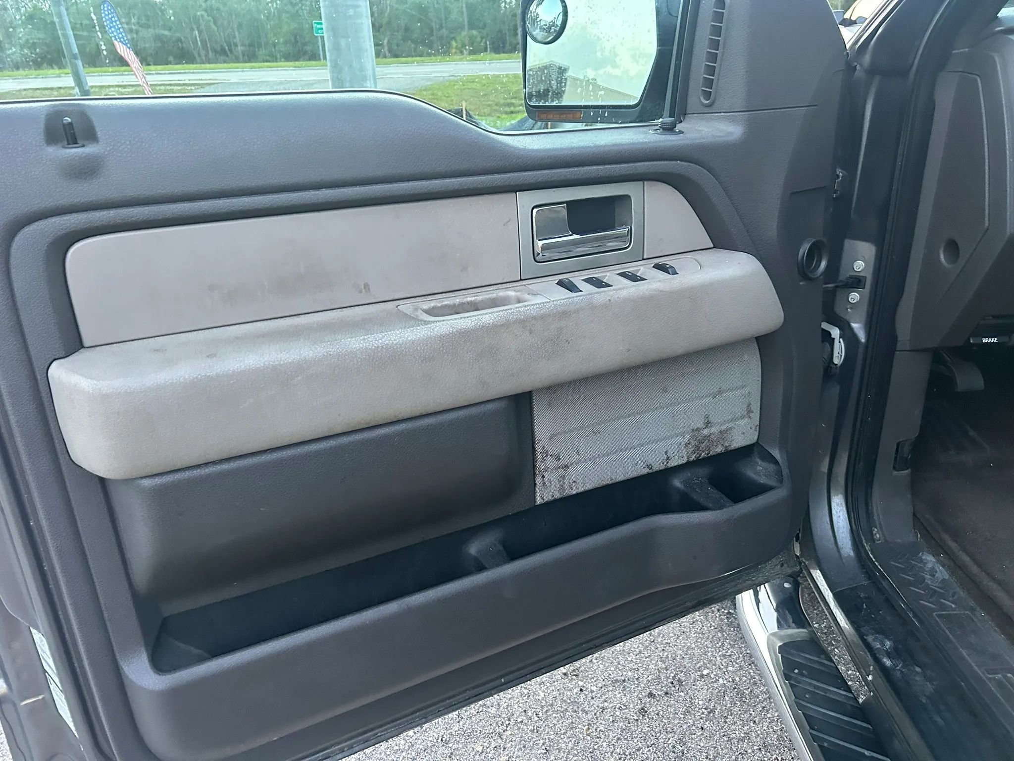 Used 2010 Ford F150 XLT AWD/4WD image 14