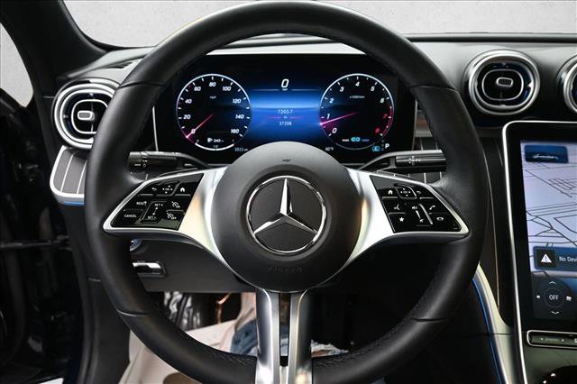 Used 2022 Mercedes-Benz C 300 4MATIC Sedan image 16