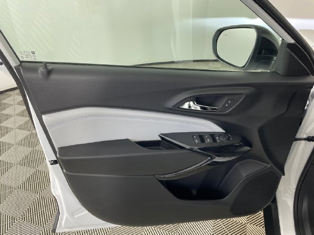 Certified 2026 Chevrolet Trax LT w/ Driver Confidence Package FWD image 14
