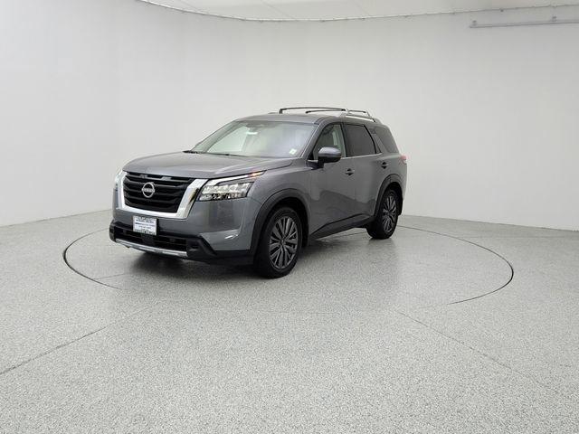 Used 2025 Nissan Pathfinder SL w/ SL Premium Package image 1