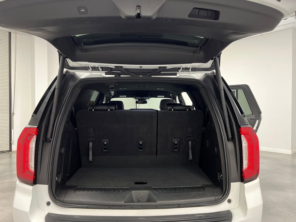 Used 2023 GMC Yukon SLT image 30
