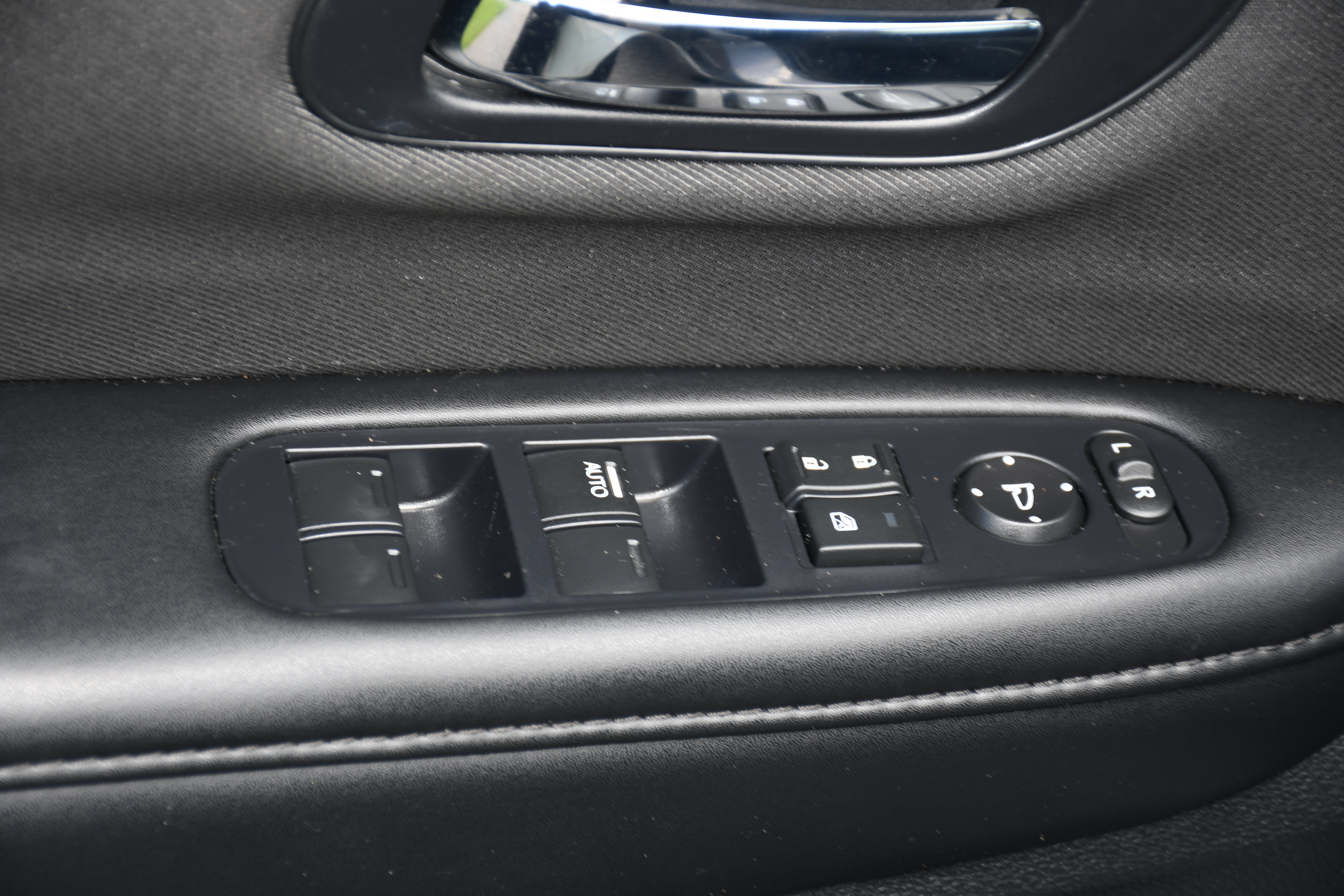 Used 2020 Honda HR-V Sport image 10