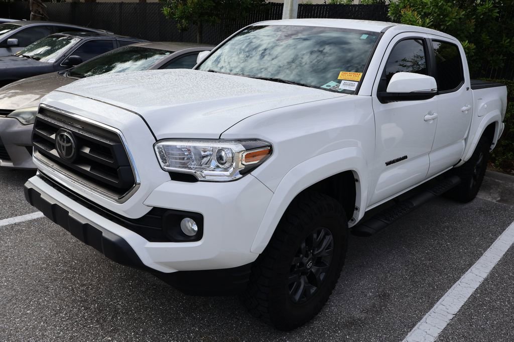 Used 2023 Toyota Tacoma SR5 AWD/4WD image 2