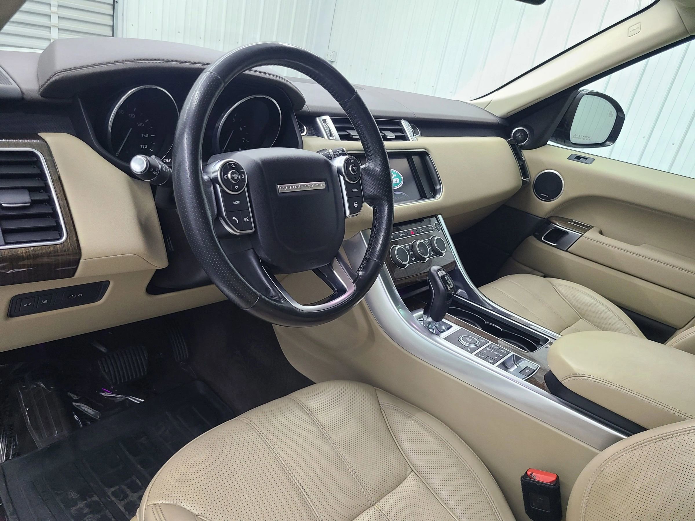 Used 2016 Land Rover Range Rover Sport Supercharged image 23