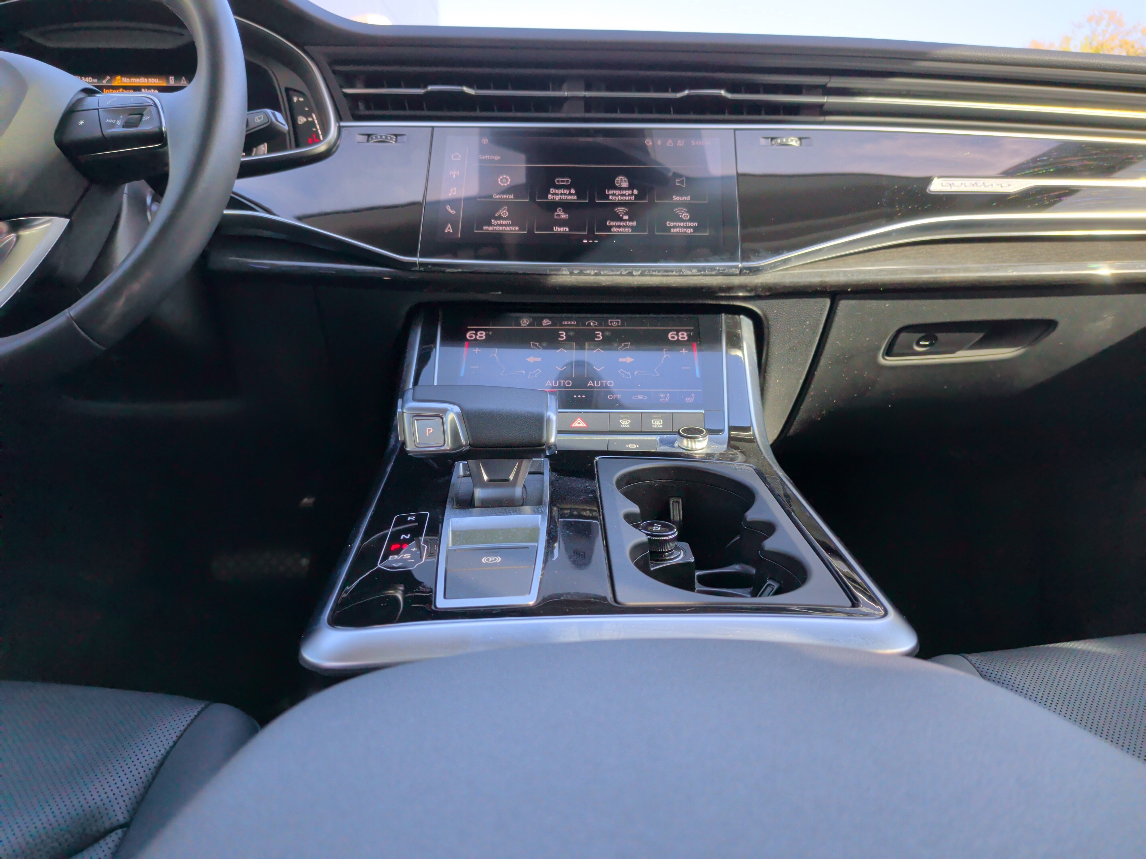 Used 2023 Audi Q7 Premium Plus w/ Premium Plus Package image 31