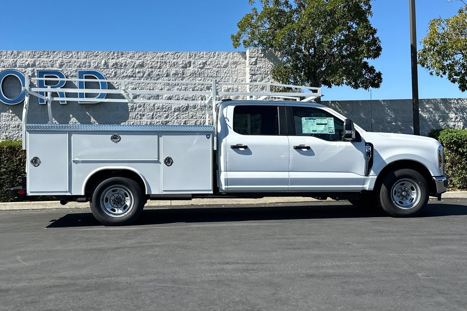 New 2026 Ford F350 XL w/ XL Chrome Package RWD image 3