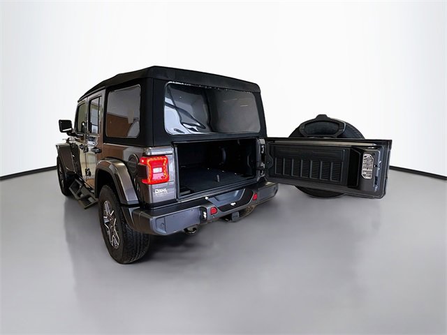 Used 2024 Jeep Wrangler Sahara w/ Technology Group image 29