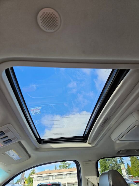 Used 2008 GMC Yukon XL SLT image 18