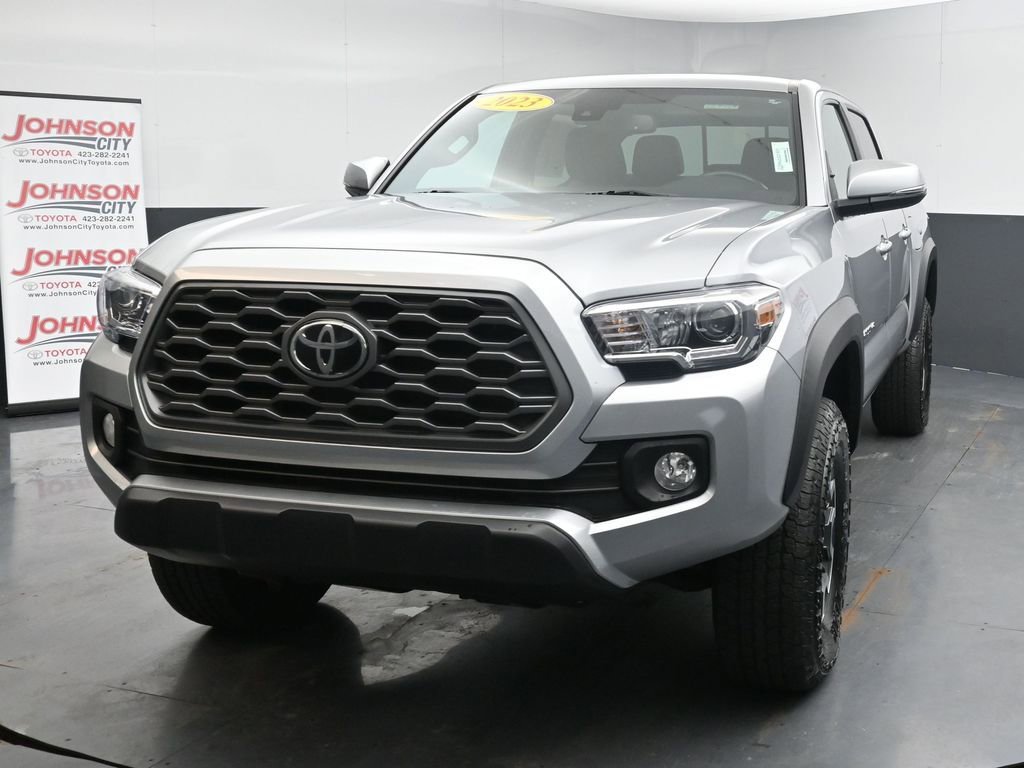 Used 2023 Toyota Tacoma TRD Off-Road image 4