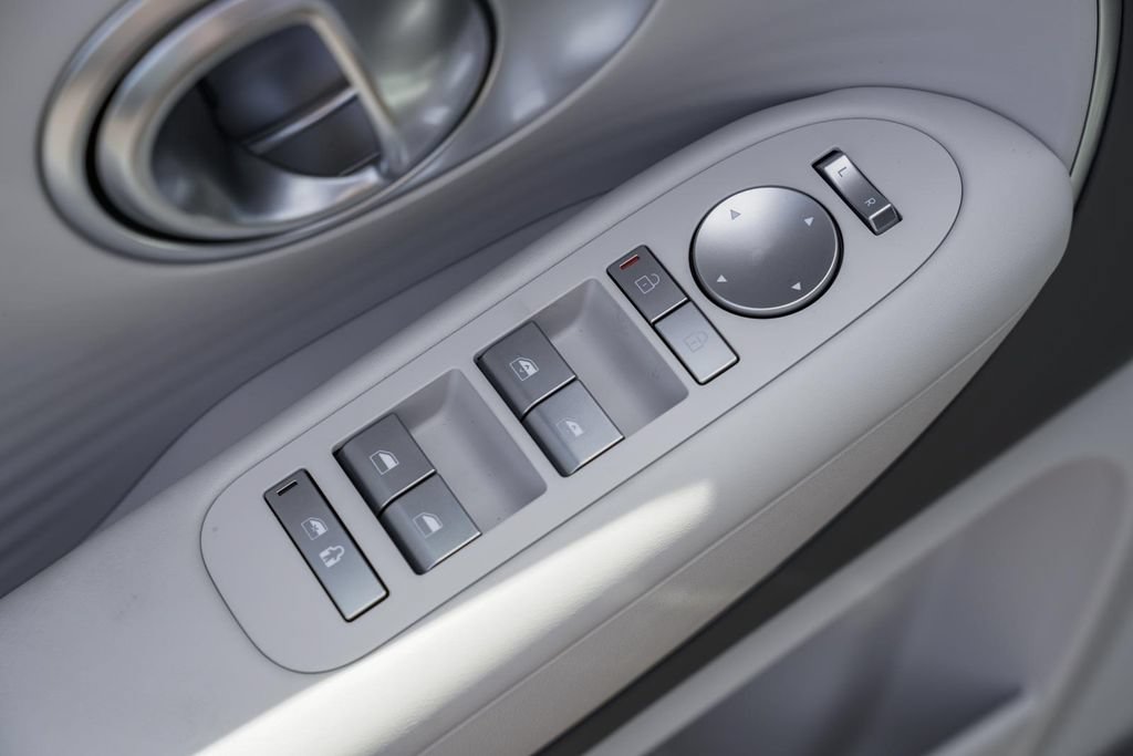 New 2026 Hyundai Ioniq 9 SE AWD/4WD image 35
