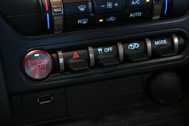 Used 2020 Ford Mustang Shelby GT500 w/ Carbon Fiber Track Pack image 67