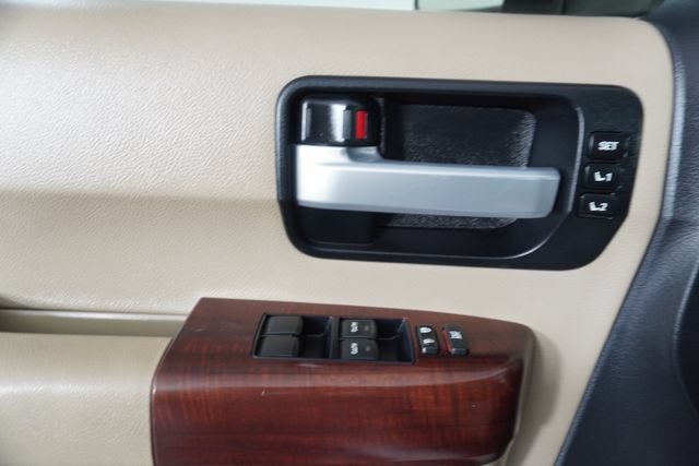Used 2015 Toyota Sequoia Platinum RWD image 20