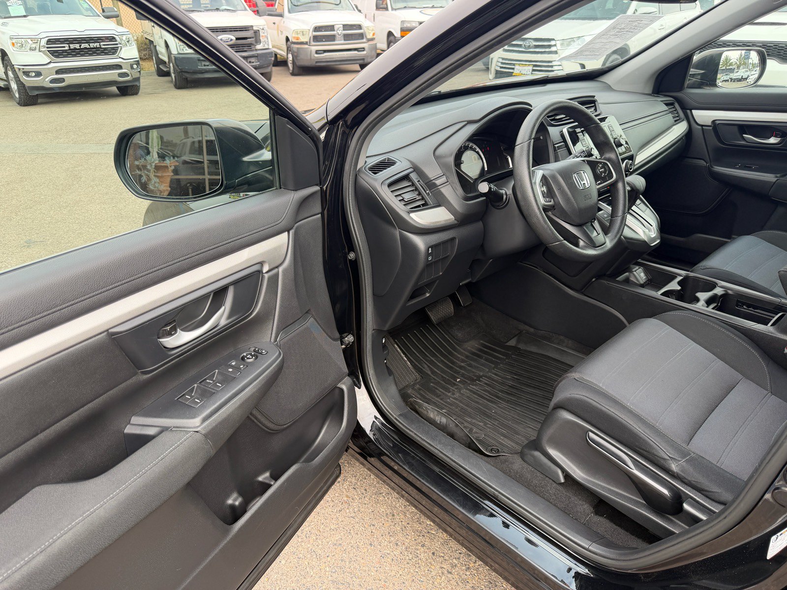 Used 2019 Honda CR-V LX image 16