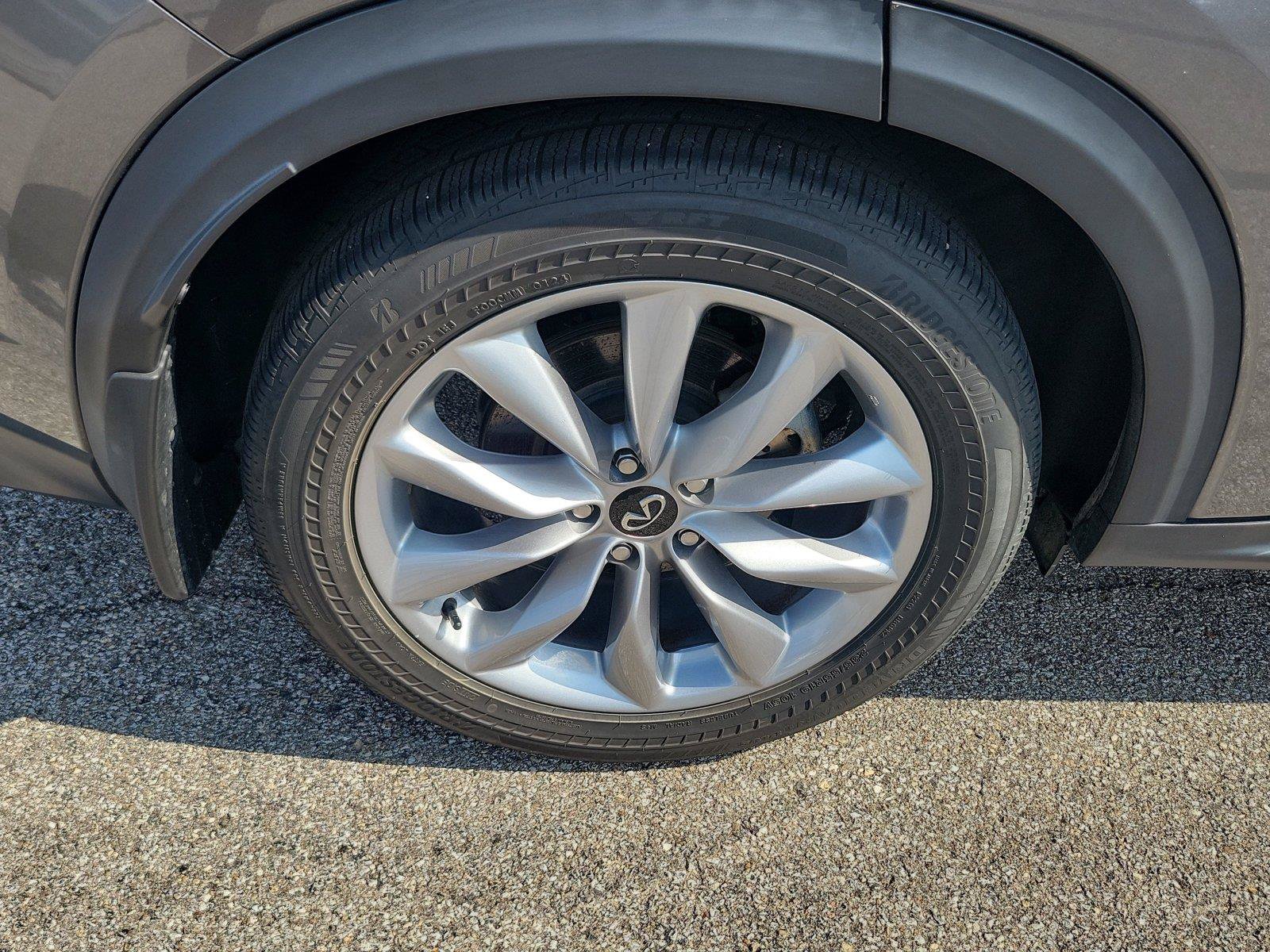 Used 2021 INFINITI QX50 Essential w/ Convenience Package FWD image 6