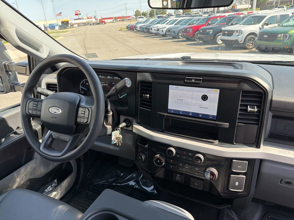 New 2026 Ford F450 XL w/ XL Chrome Package AWD/4WD image 17