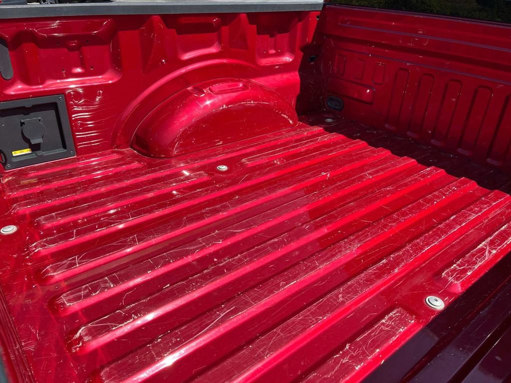 Used 2023 Ford F150 Lariat image 4