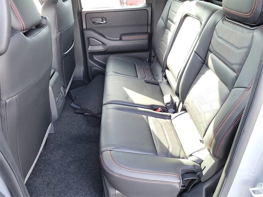 New 2025 Nissan Frontier PRO-4X w/ Pro Premium Package image 11