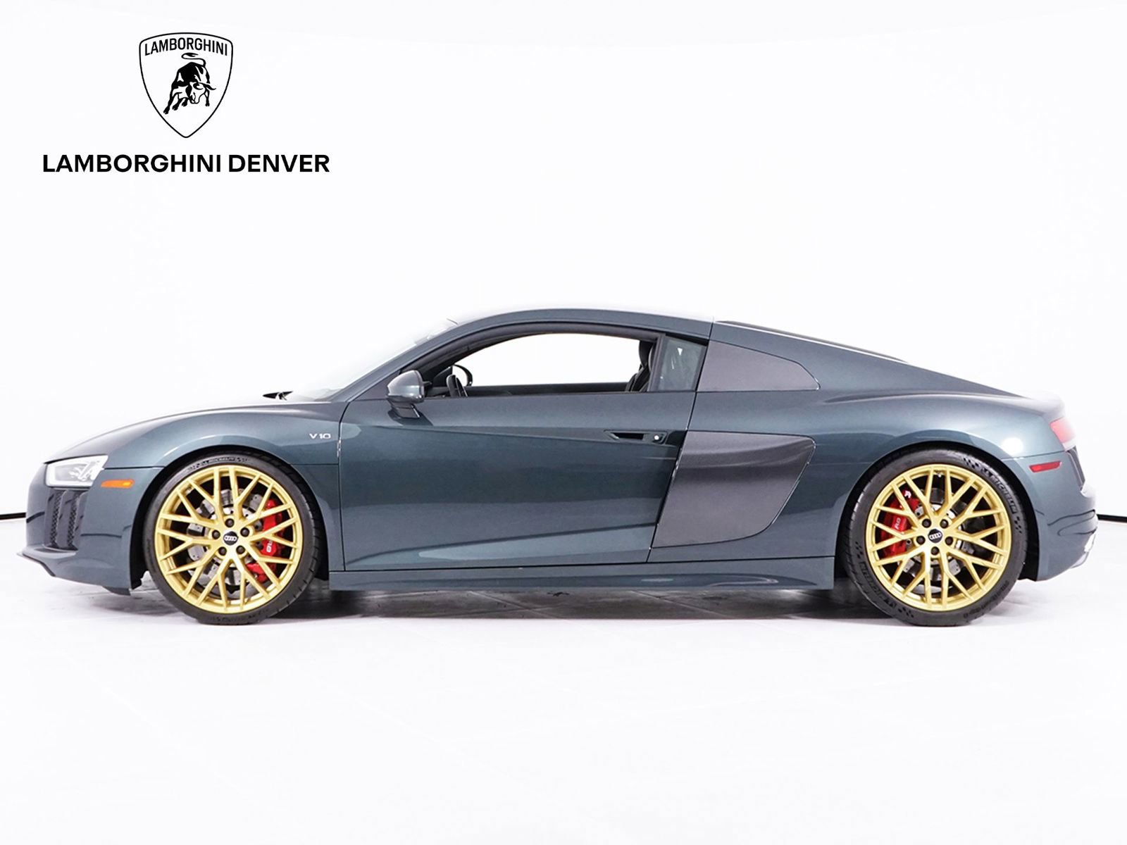 Used 2017 Audi R8 V10 image 2