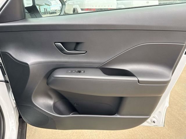 New 2026 Hyundai Kona SE image 19