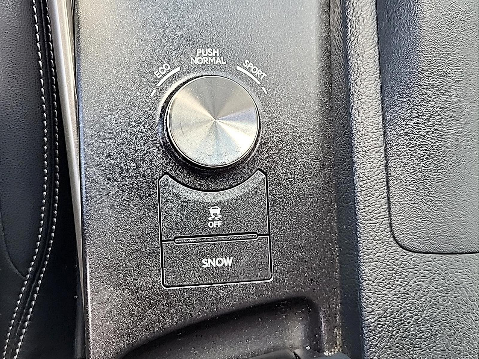 Used 2015 Lexus IS 250 AWD w/ Navigation System Package image 29