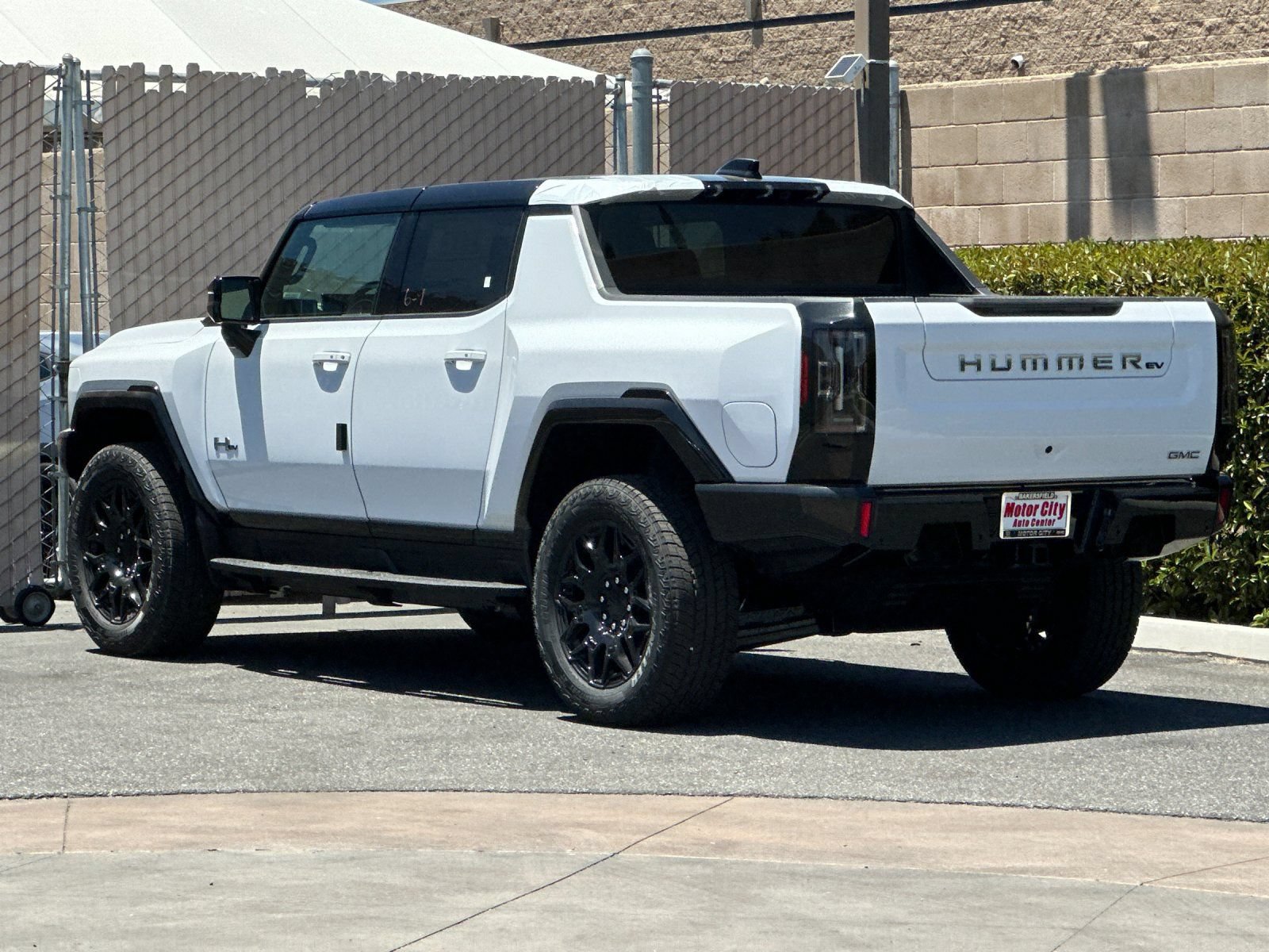 New 2026 GMC Hummer EV 4x4 Crew Cab image 6