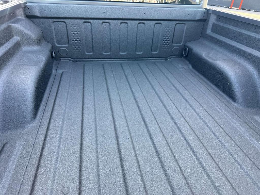 New 2026 Jeep Gladiator Sport AWD/4WD image 5