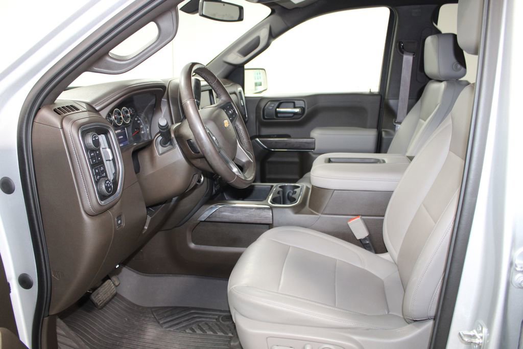 Used 2022 Chevrolet Silverado 1500 LTZ AWD/4WD image 24