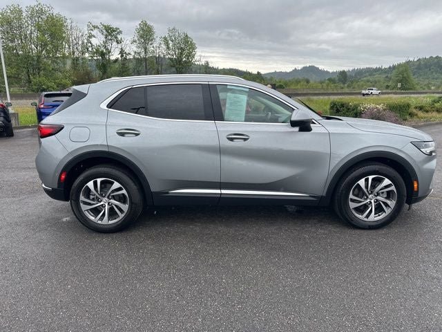 Used 2023 Buick Envision Essence FWD image 9