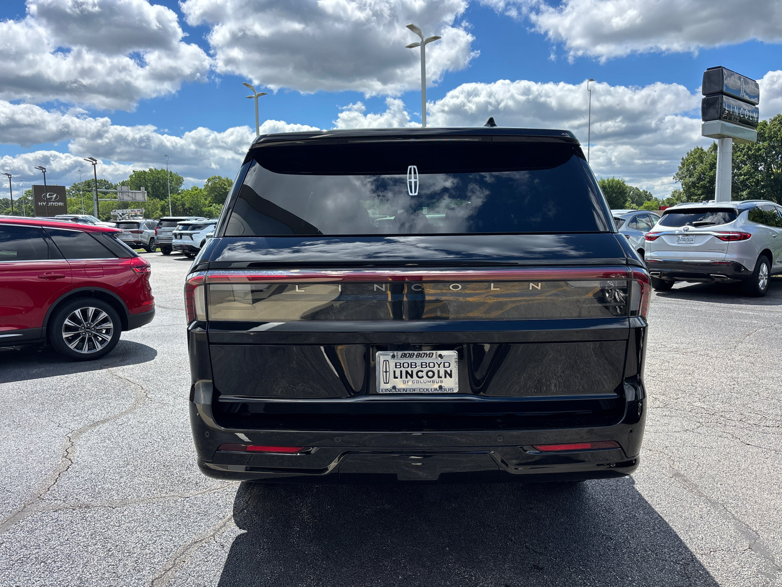 New 2026 Lincoln Navigator L Reserve w/ Jet Appearance Package AWD/4WD image 6