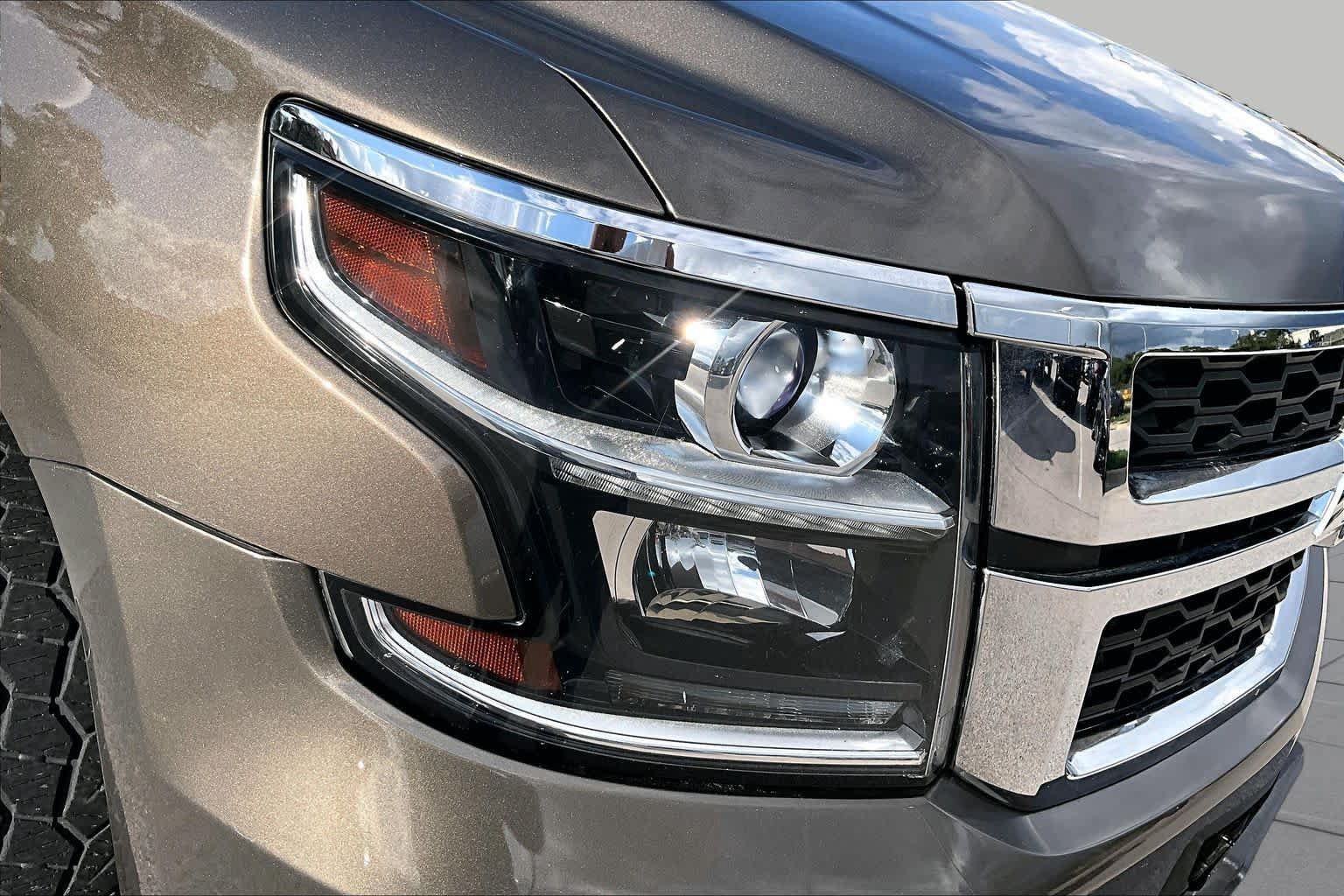 Used 2016 Chevrolet Tahoe LT AWD/4WD image 28