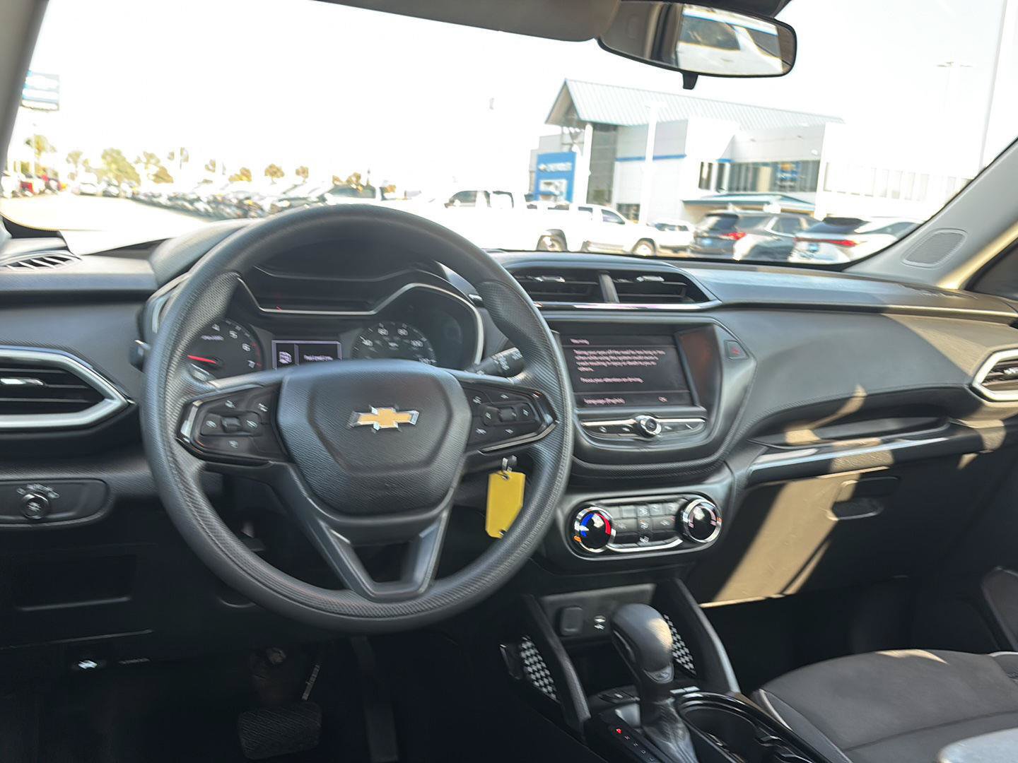 Used 2023 Chevrolet TrailBlazer LS FWD image 29