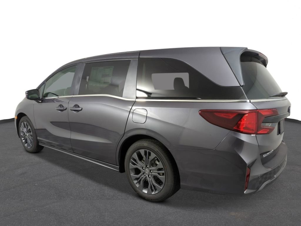 New 2026 Honda Odyssey Touring image 4