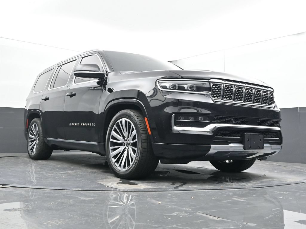 Used 2022 Jeep Grand Wagoneer Series III AWD/4WD image 25