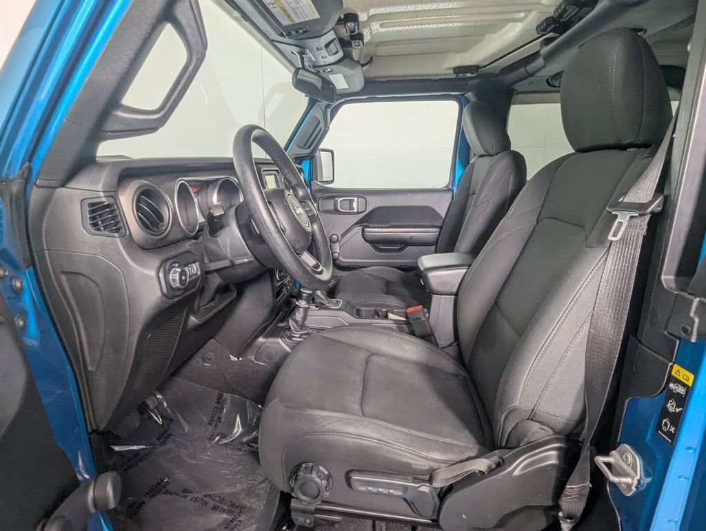 Used 2020 Jeep Wrangler Sport AWD/4WD image 12
