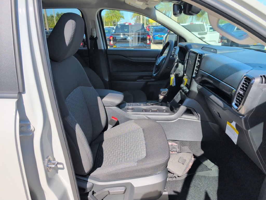 New 2026 Ford Ranger XLT w/ Black Appearance Package RWD image 14