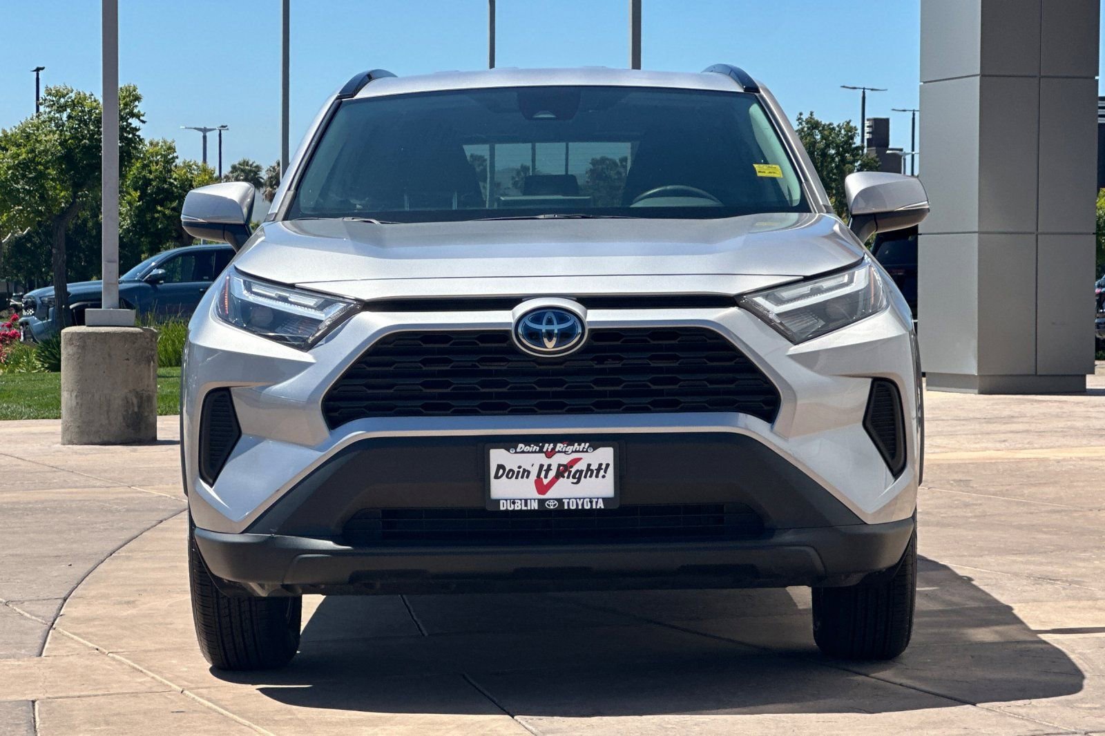 Used 2023 Toyota RAV4 LE AWD/4WD image 11