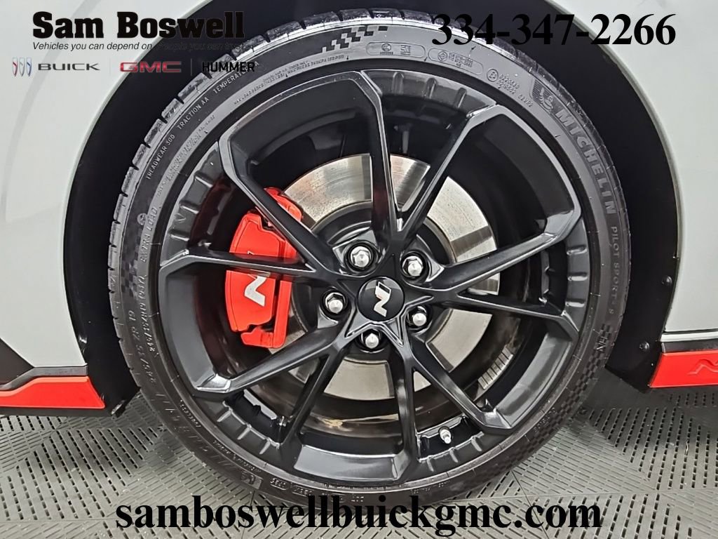 Used 2025 Hyundai Elantra N image 43