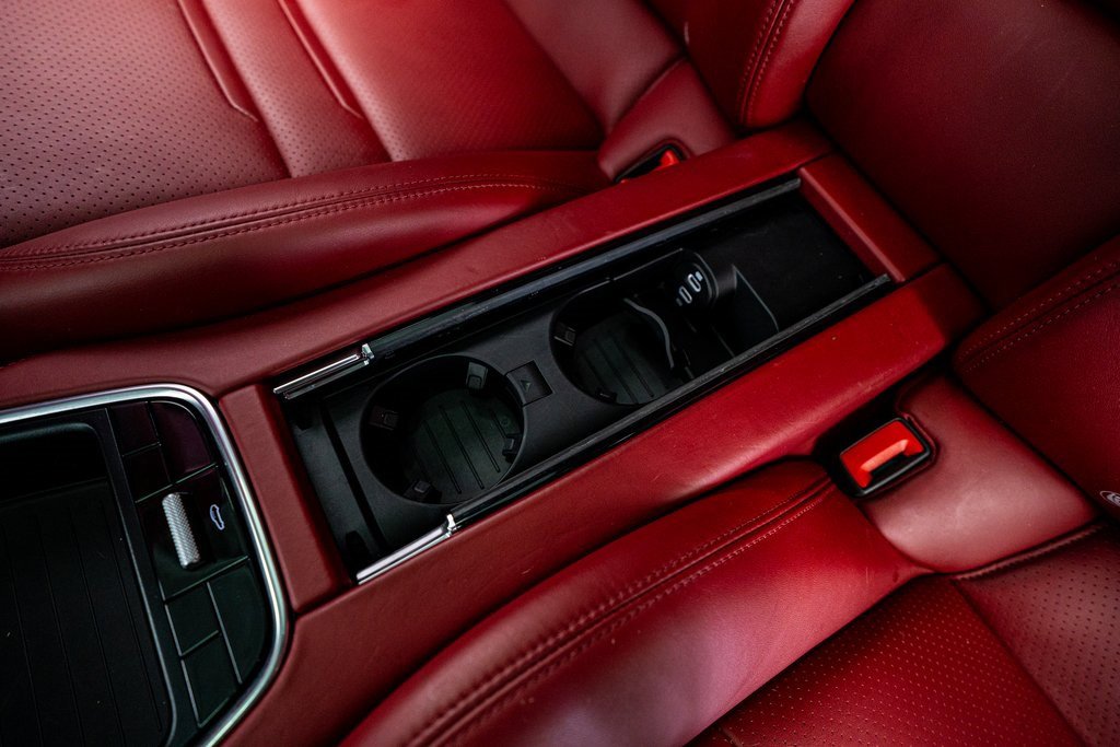 Used 2021 Porsche Panamera 4 image 59