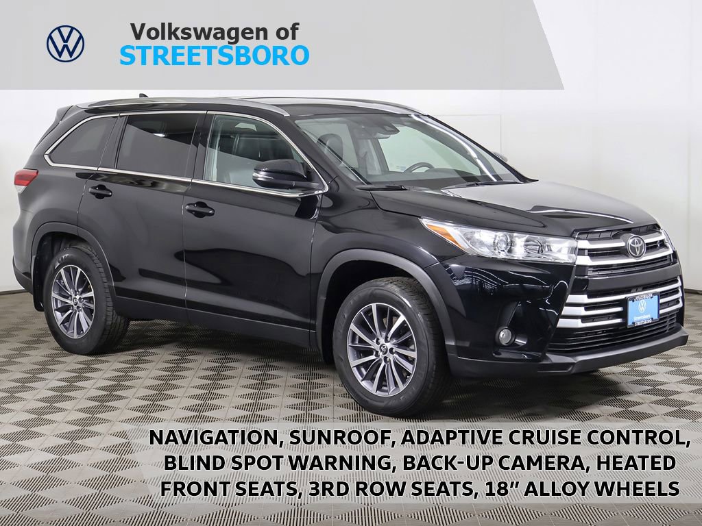 Used 2019 Toyota Highlander XLE AWD/4WD video 1
