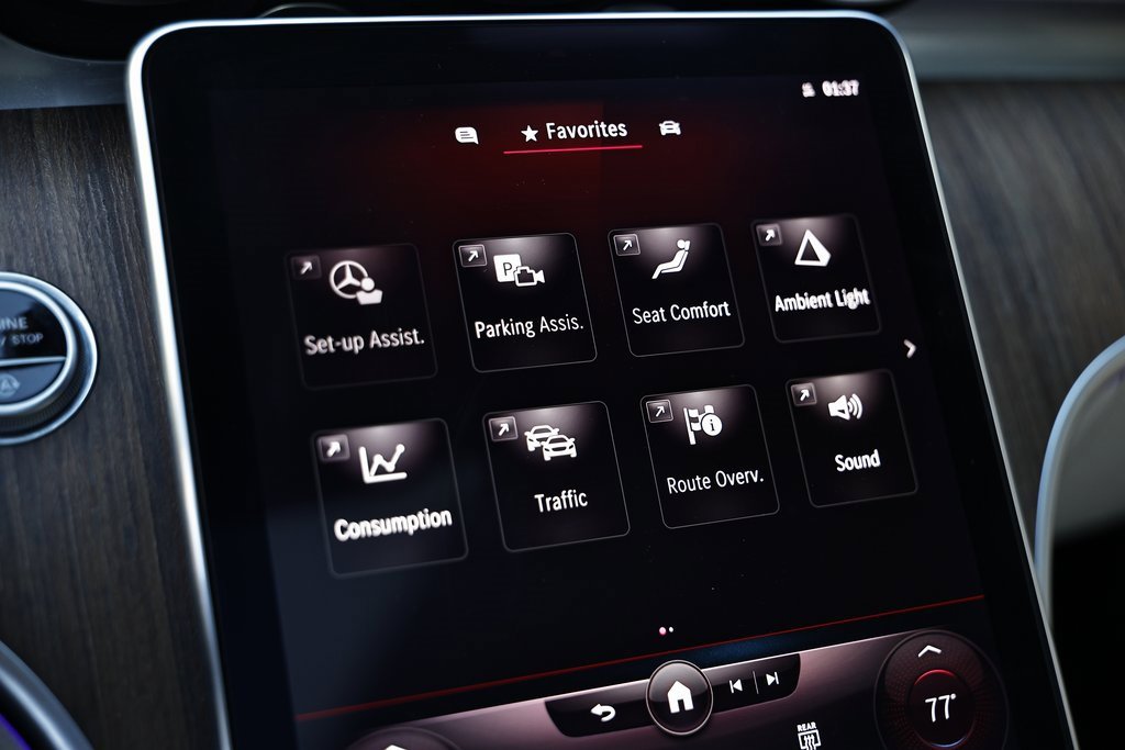 Used 2023 Mercedes-Benz C 300 4MATIC Sedan w/ Exclusive Trim Package image 38