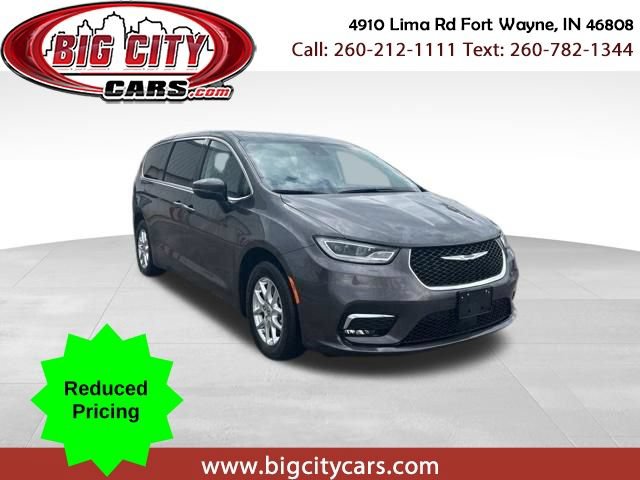 Used 2023 Chrysler Pacifica Touring-L