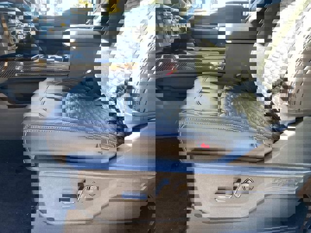 New 2026 Ford F250 Lariat w/ Black Appearance Package image 16