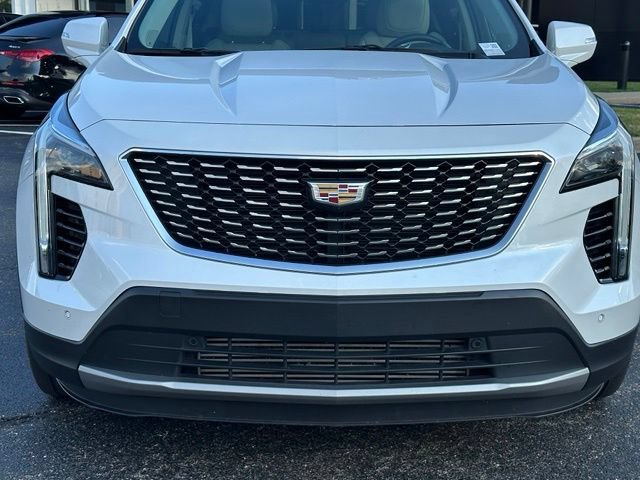 Used 2021 Cadillac XT4 Premium Luxury AWD/4WD image 4
